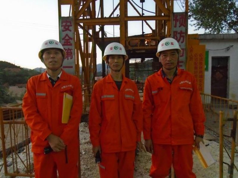 培訓(xùn)前下井安全檢查—基本做到不做無檢查的企業(yè)內(nèi)部培訓(xùn)